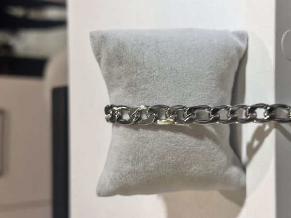 Zincir bileklik