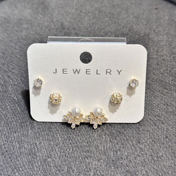 6’lı zirkon kombin küpe