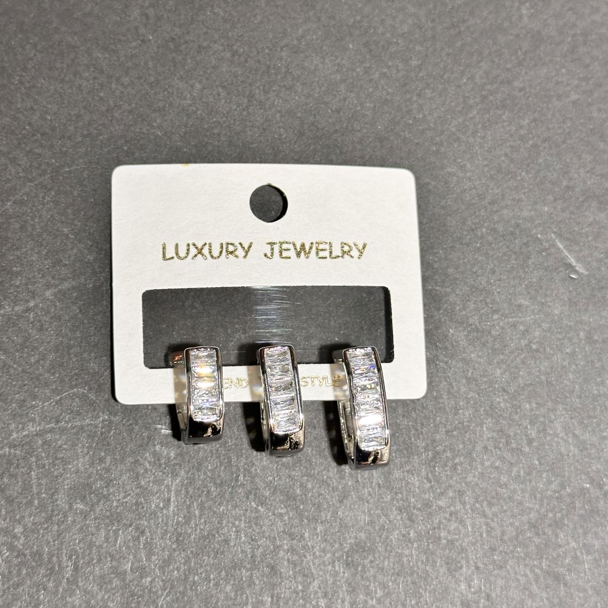 3’lü zirkon küpe