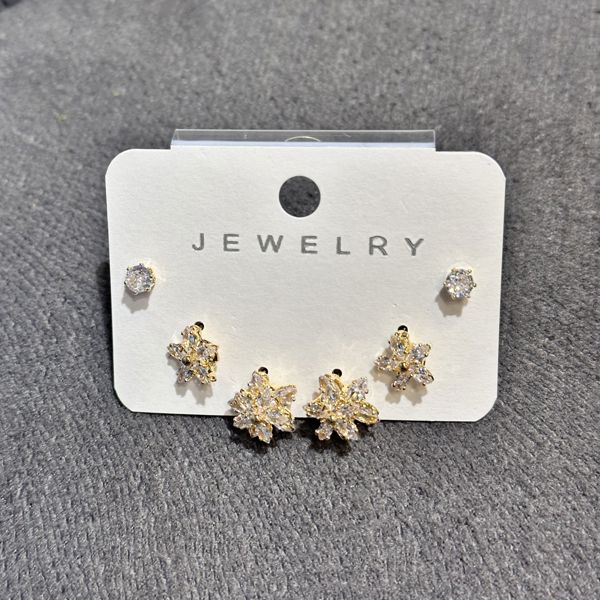 6’lı zirkon kombin küpe