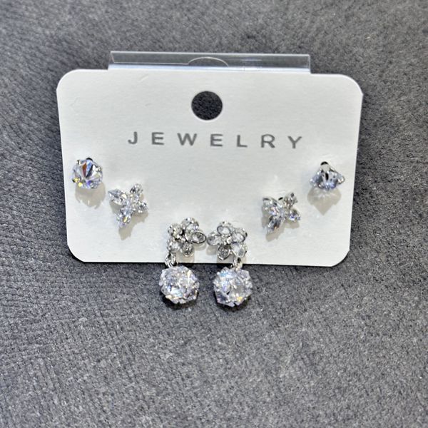 6’lı zirkon kombin küpe