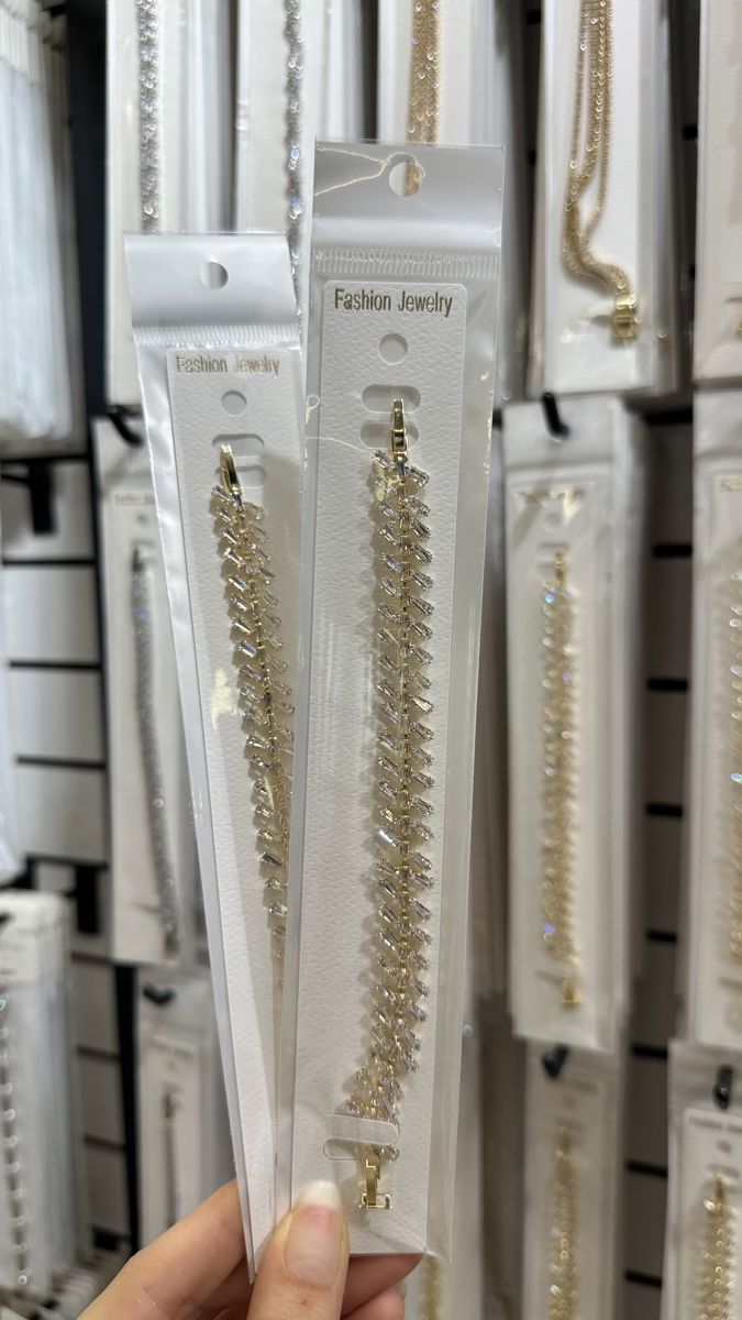 Özel tasarım vip bileklik