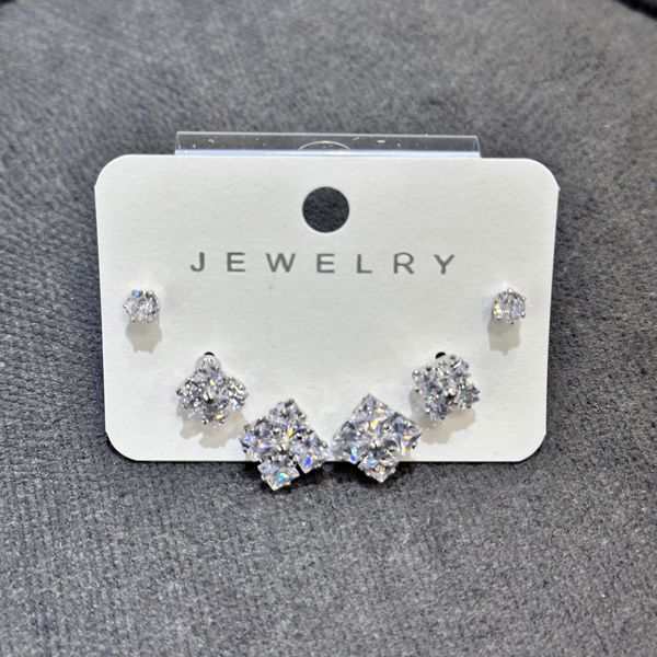 6’lı zirkon kombin küpe