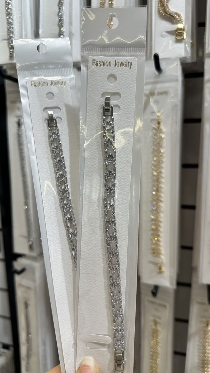 Özel tasarım vip bileklik