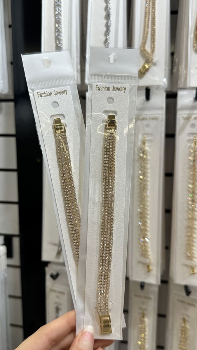 Özel tasarım vip bileklik