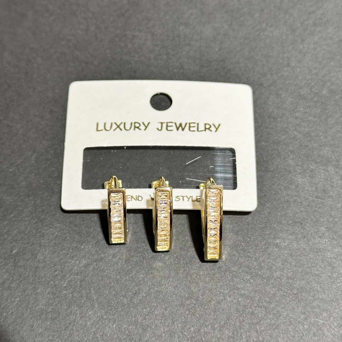 3’lü zirkon küpe