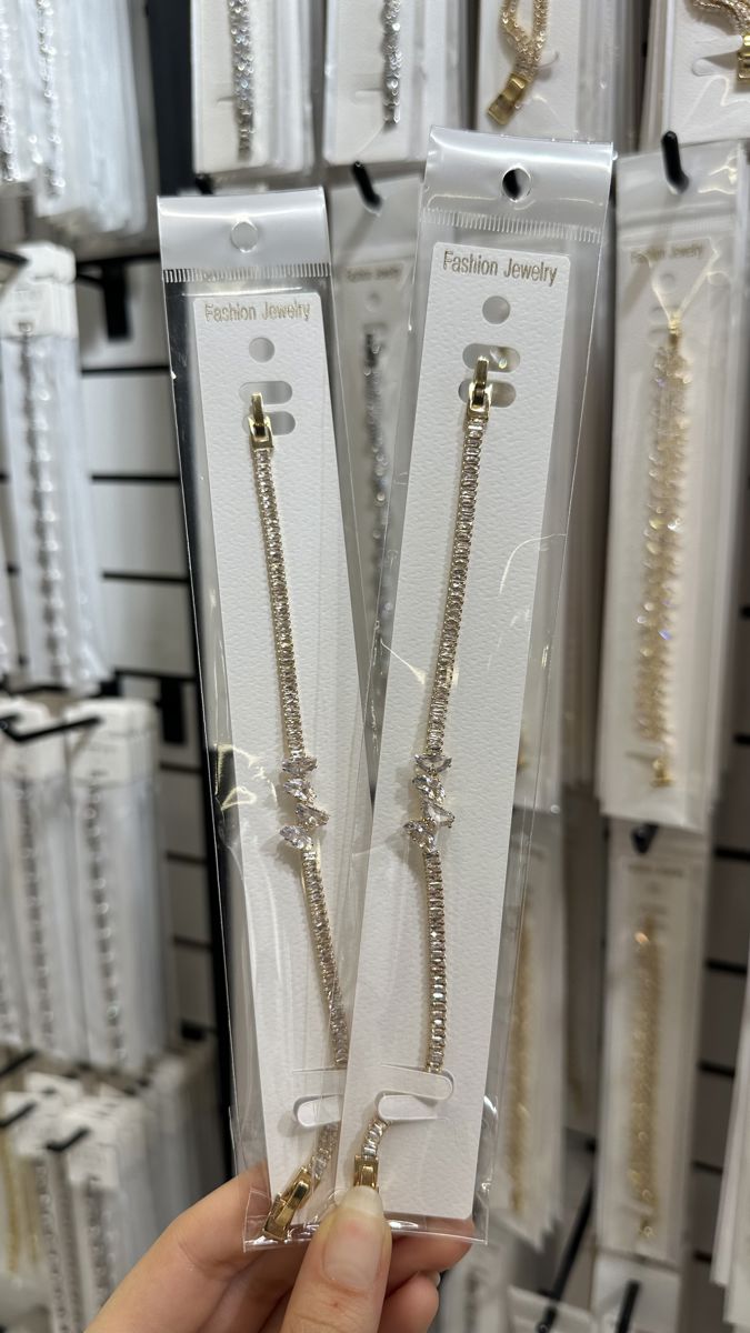 Özel tasarım vip bileklik