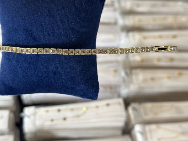 ÖZEL TASARIM BİLEKLİK