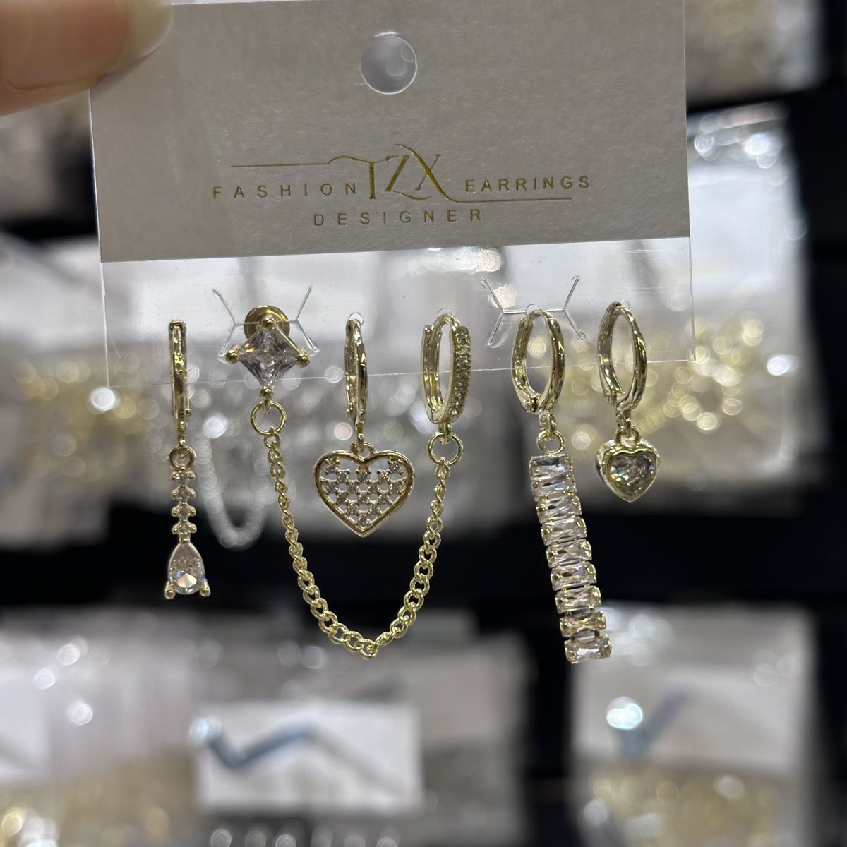 6’lı tasarım küpe