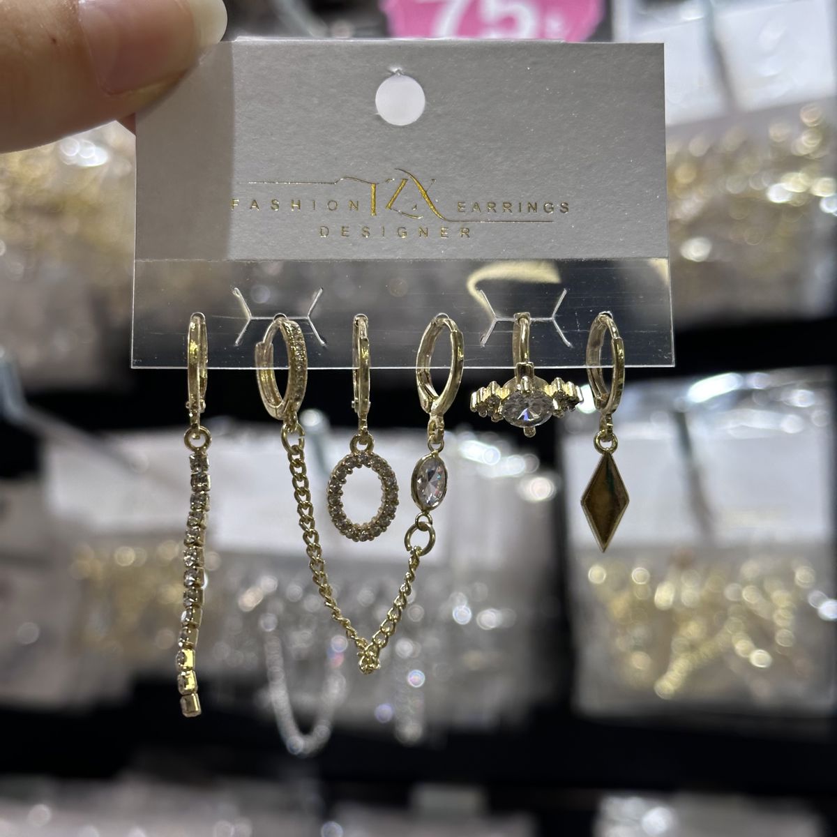 6’lı tasarım küpe