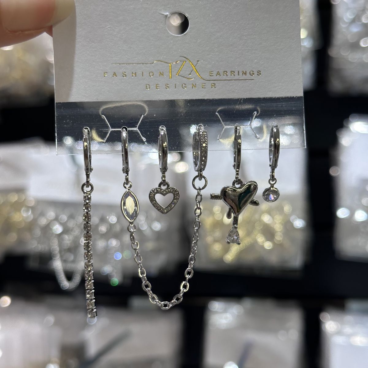 6’lı tasarım küpe