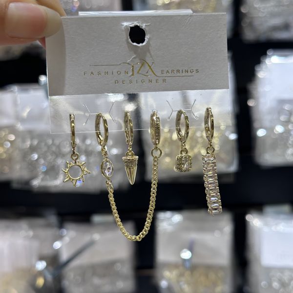 6’lı tasarım küpe