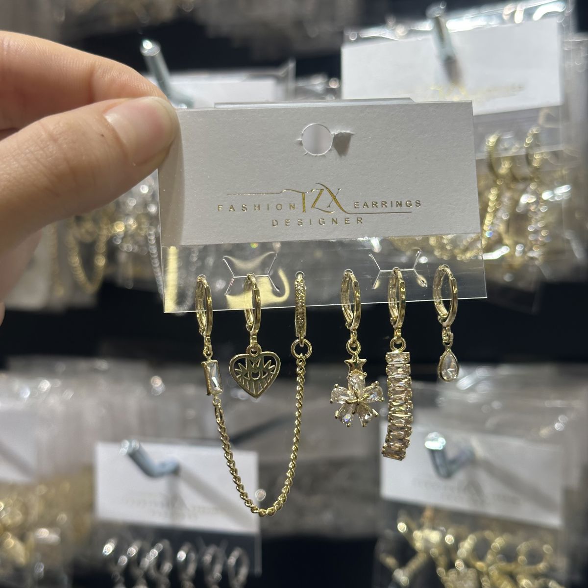 6’lı zirkon küpe