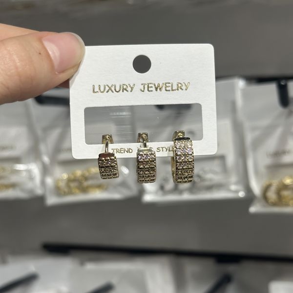 3’lü zirkon küpe