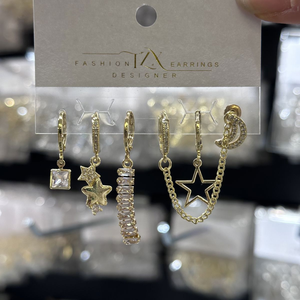 6’lı tasarım küpe