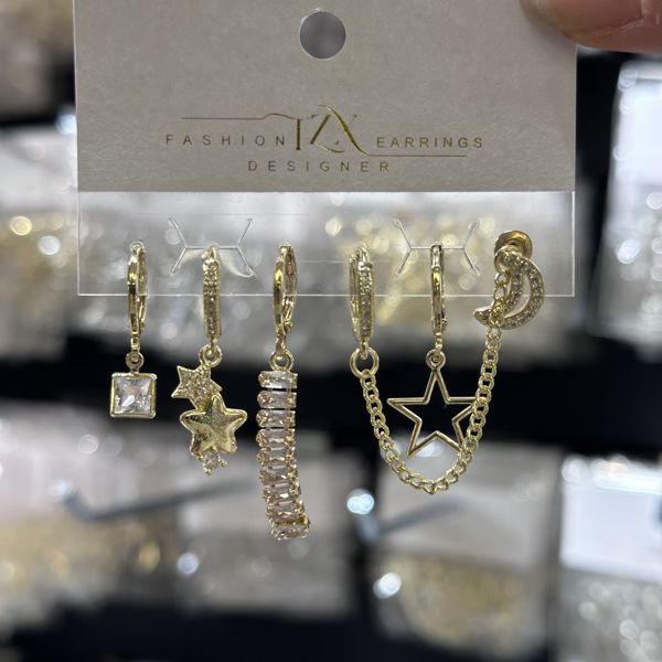 6’lı tasarım küpe