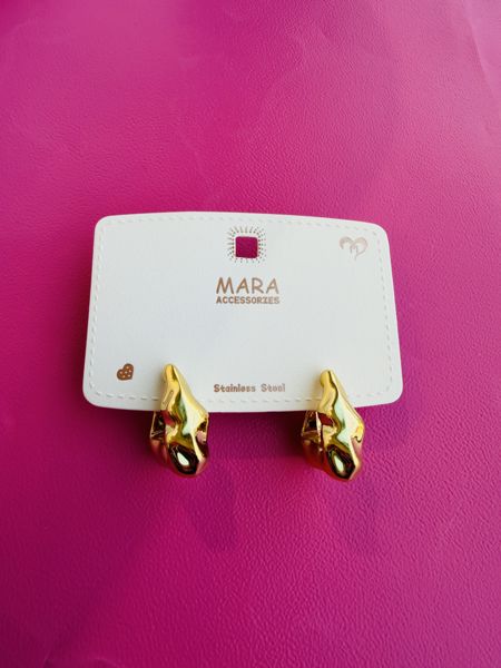 Zara küpe