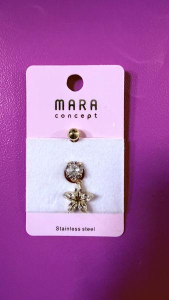 Göbek piercing