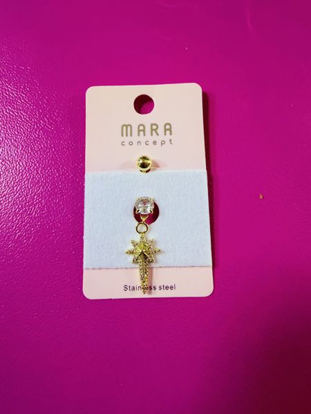 Göbek piercing