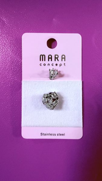 Göbek piercing