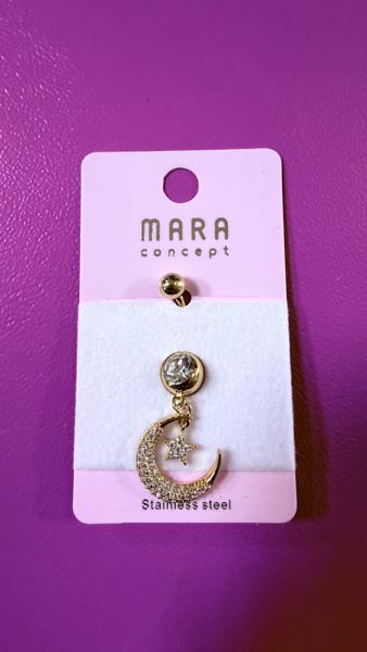 Göbek piercing