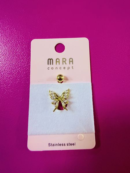 Göbek piercing